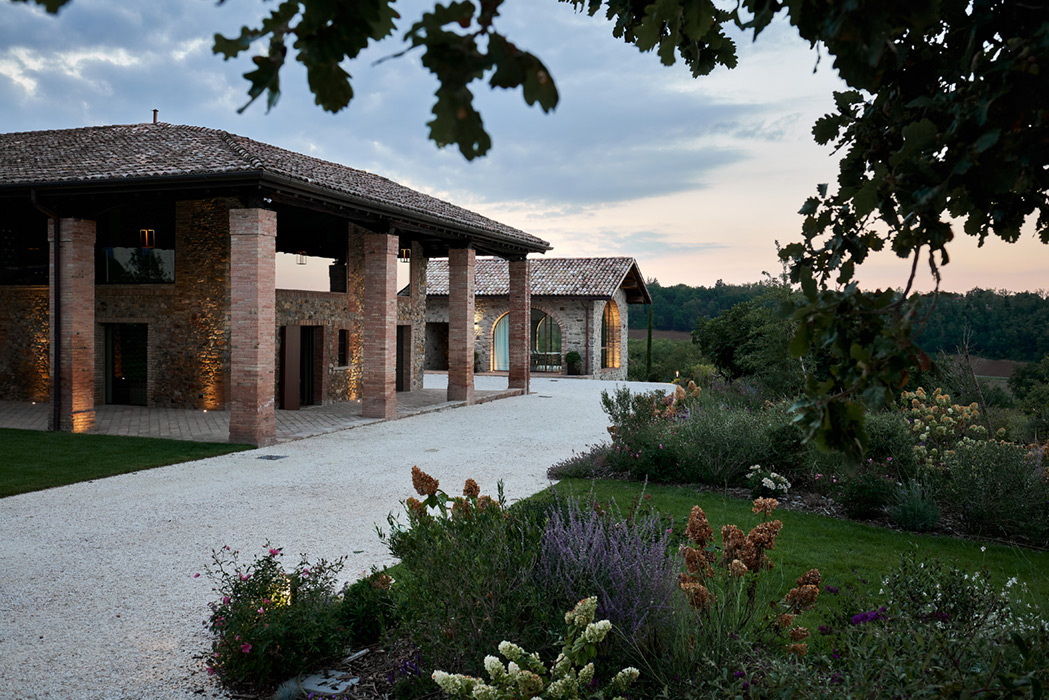 Ex Fienile nel Parmense