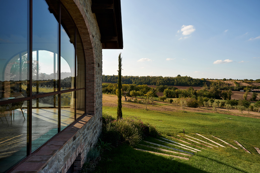 Ex Fienile nel Parmense