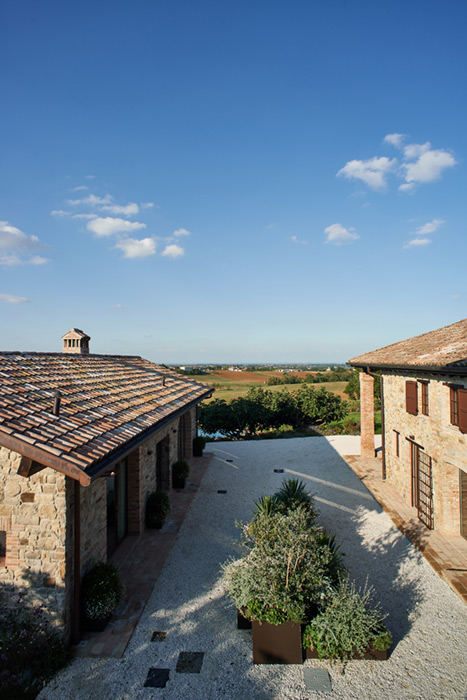 Ex Fienile nel Parmense