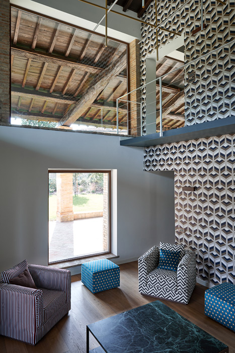 Ex Fienile nel Parmense