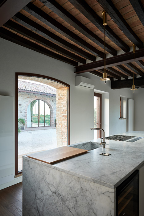 Ex Fienile nel Parmense