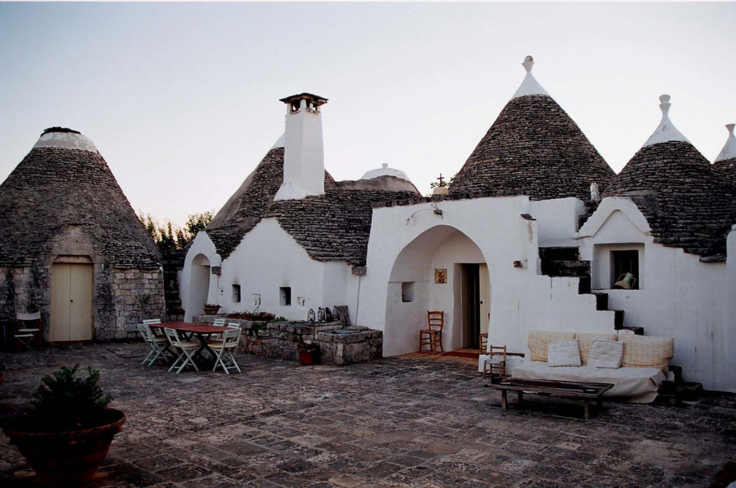 Trulli in Puglia, vista esterna